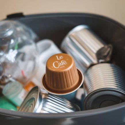 Les impacts environnementaux des capsules de café et leurs solutions de recyclage